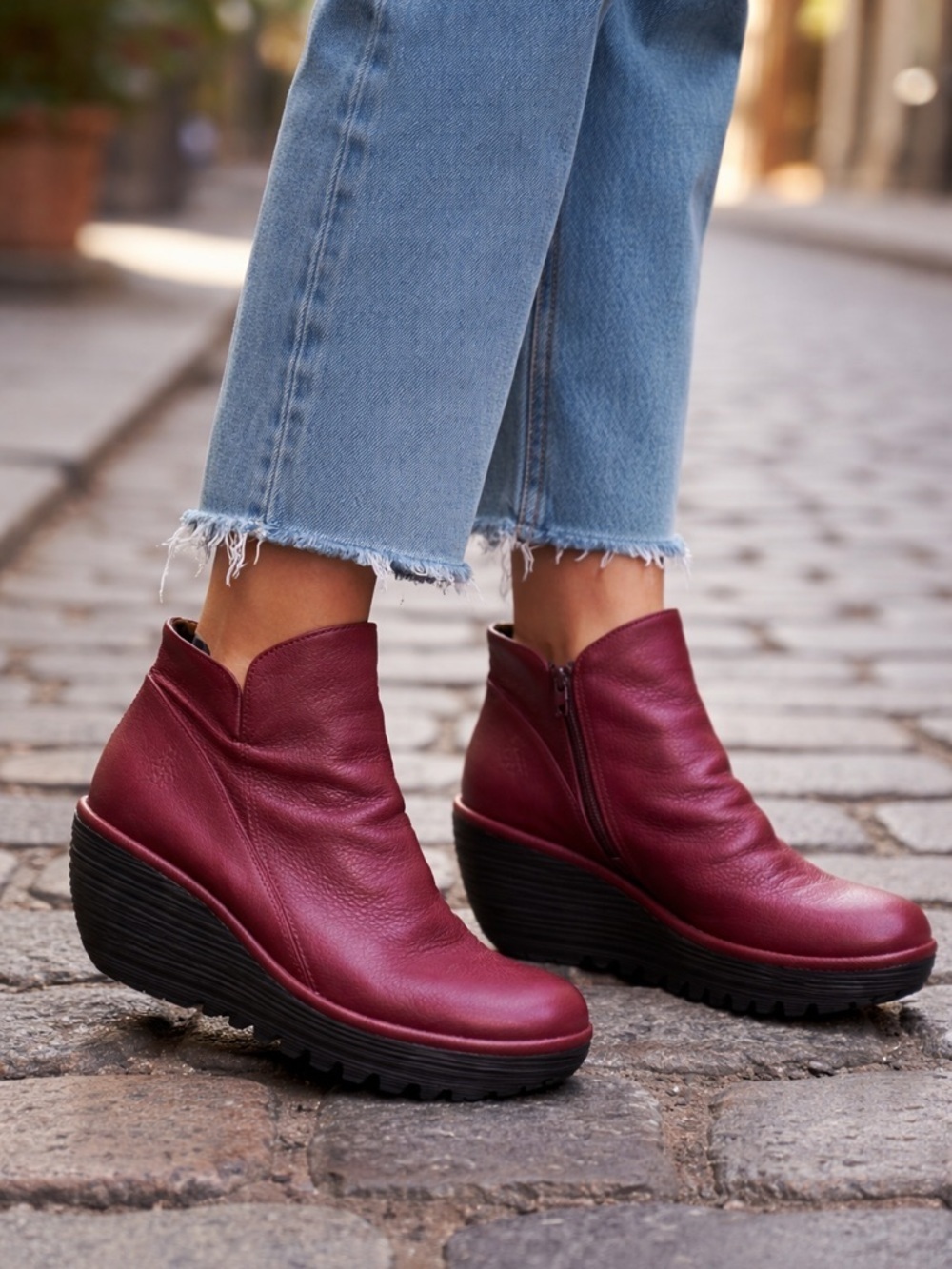 London fly Vang red burgundy ankle boot size 41